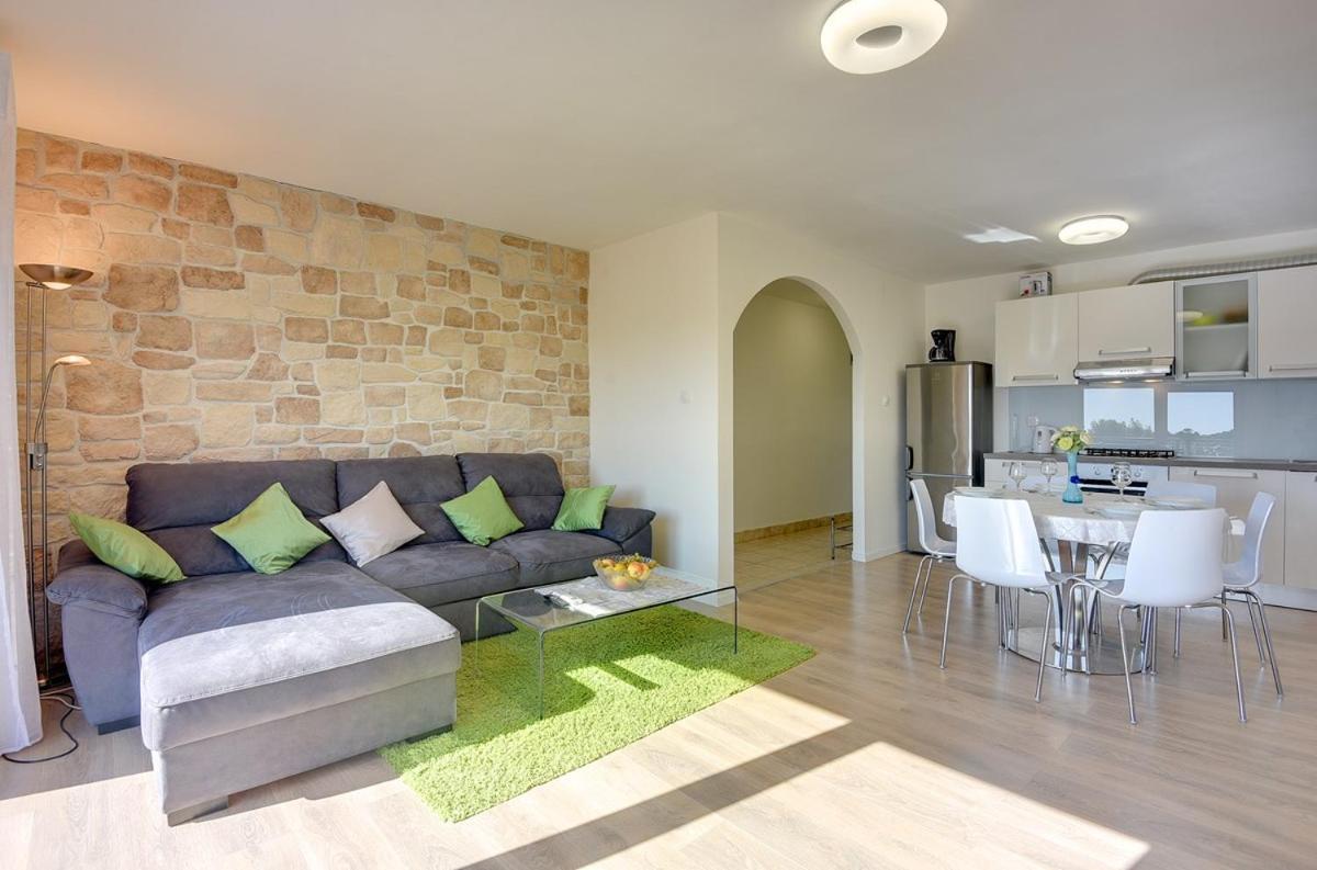 Apartment Zajec Premantura Luaran gambar